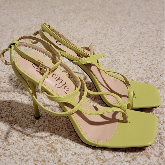 Lime strappy stilettos - Picture 4 of 9